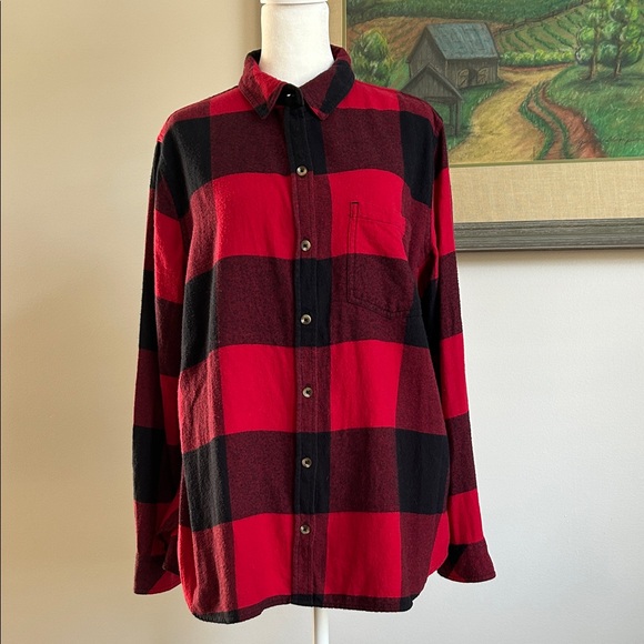 Sonoma Red and Black Plaid Flannel Button front Shirt.  All cotton. Size L - Picture 1 of 9
